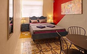 Quiet Double Ensuite Room